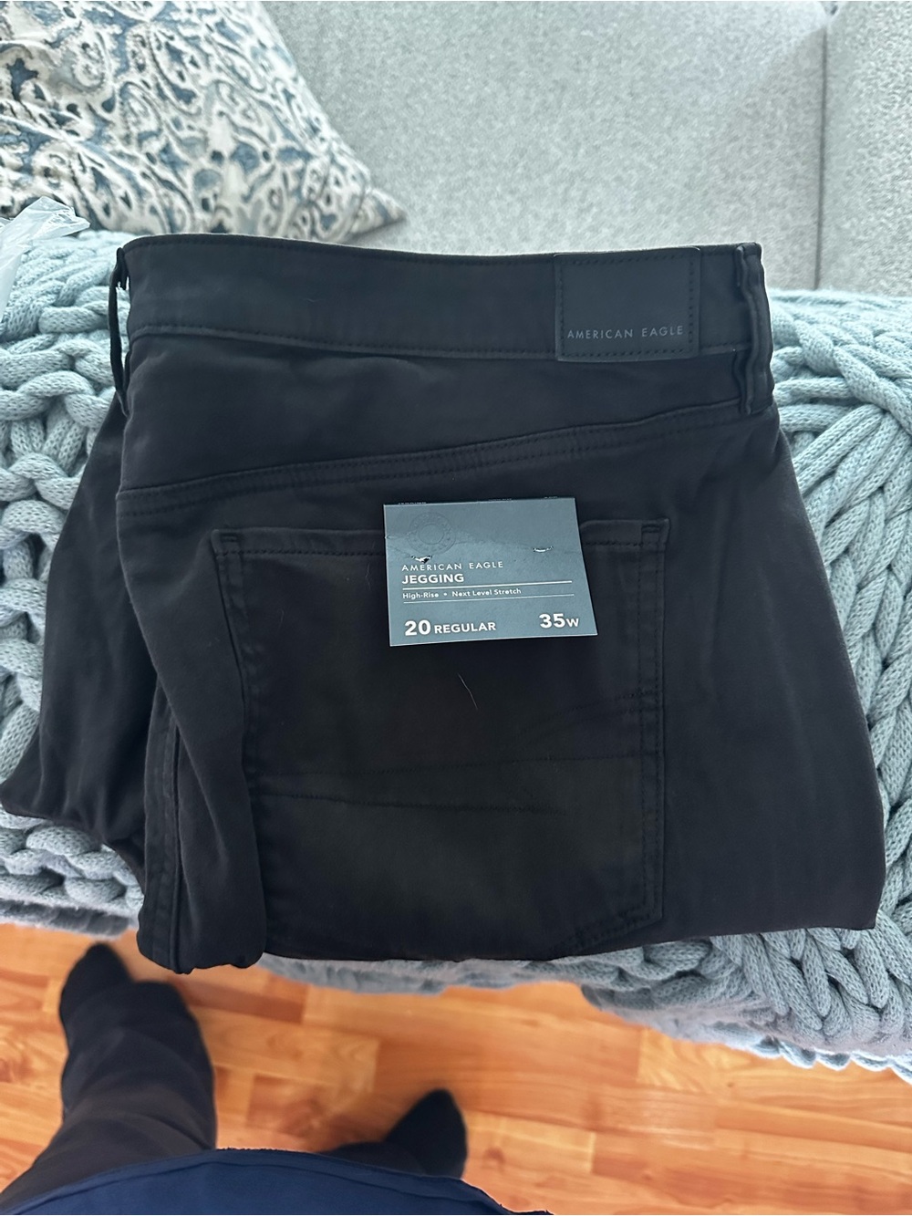American Eagle Outfitters women’s Black Skinny Jeggings